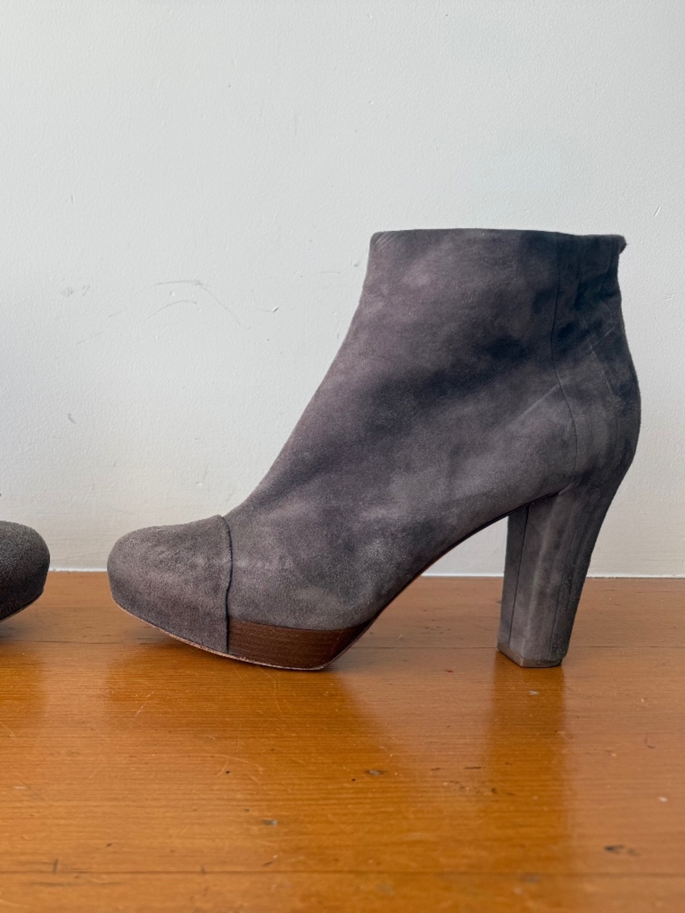 Roberto Del Carlo Grey Suede Platform Ankle Boots | Made in Italy | 39.5 / US 9